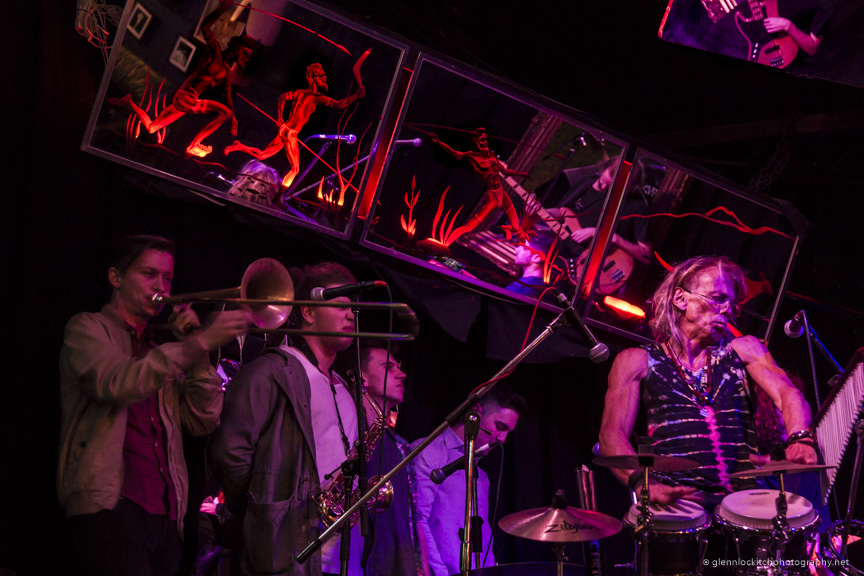 The Melting Pot live
