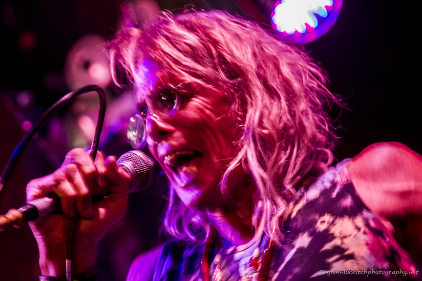 The Melting Pot live
