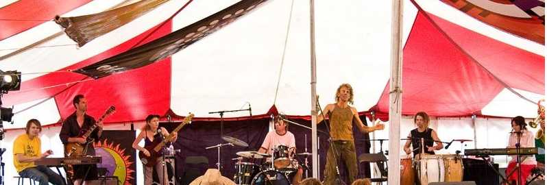 The Melting Pot live